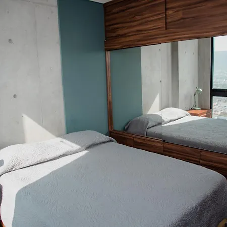 Luxury Loft Monterrey City Living At Landmark High Rise Room photo