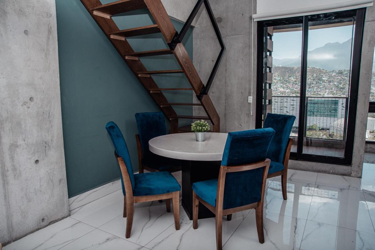 Apartment Luxury Loft Living At Landmark High Rise Monterrey